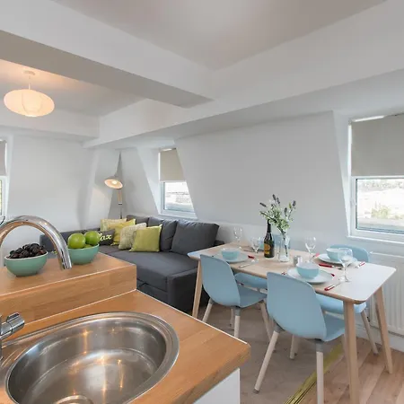 Flat 5 Marlborough House Bristol